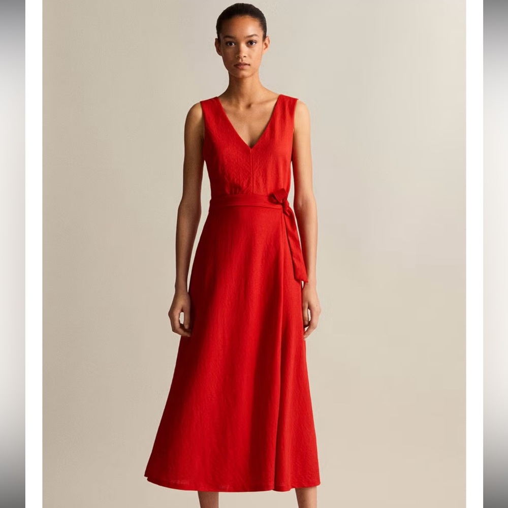 Elegant Red Sleeveless Wrap Dress M
